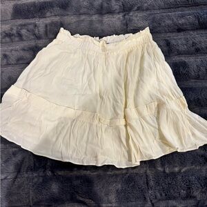 Flowy white mini skirt